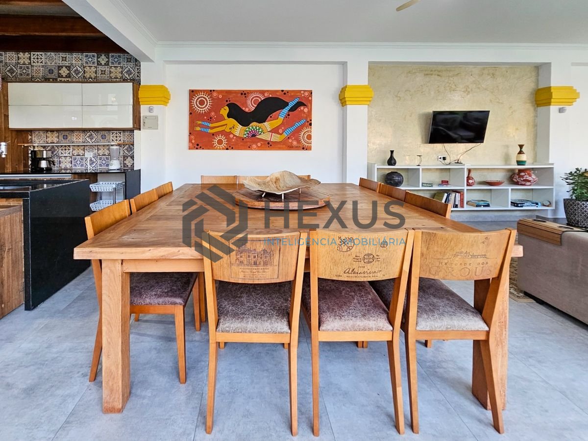 Foto 5 de Casa com piscina e churrasqueira no Balneário Pernambuco, Guarujá