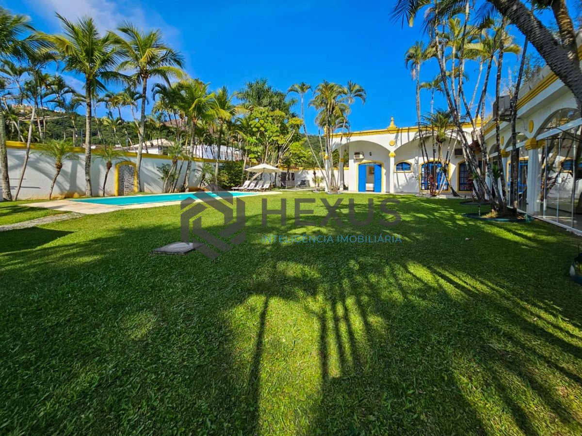 Foto 33 de Casa com piscina e churrasqueira no Balneário Pernambuco, Guarujá