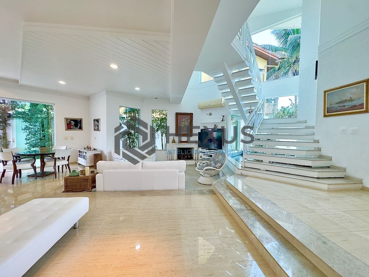 Foto 16 de Casa com piscina e área gourmet no Jardim Acapulco, Guarujá