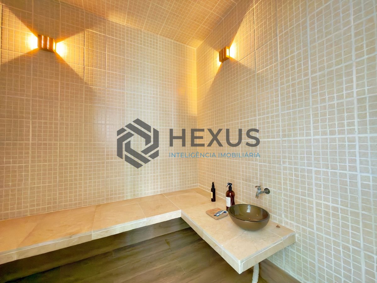 Foto 9 de Casa com piscina e área gourmet no Jardim Acapulco, Guarujá