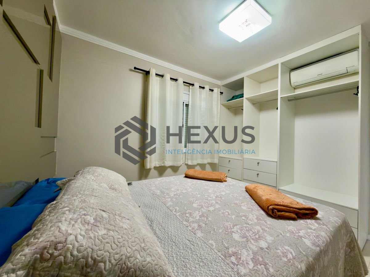 Foto 16 de Apartamento reformado com varanda gourmet vista mar e lazer a 150m da praia nas Pitangueiras, Guarujá