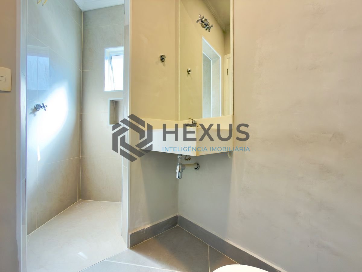 Foto 40 de Casa de alto padrão com piscina e área gourmet no Jardim Acapulco, Guarujá