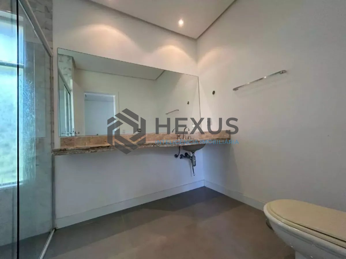 Foto 10 de Casa reformada com piscina e área gourmet no Jardim Acapulco, Guarujá