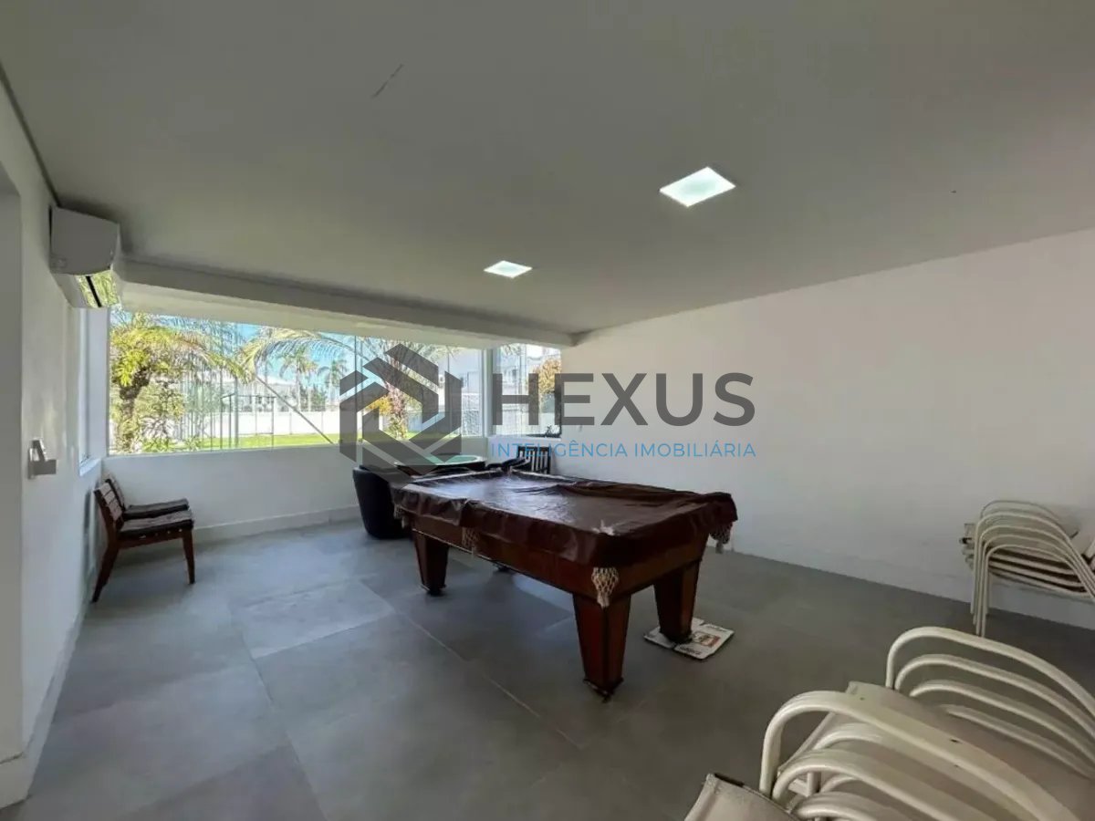 Foto 27 de Casa reformada com piscina e área gourmet no Jardim Acapulco, Guarujá