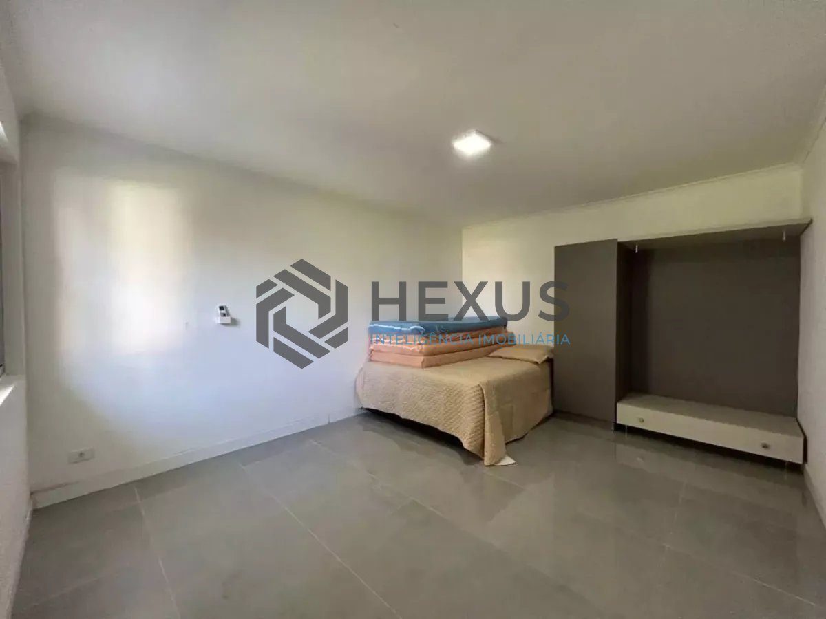 Foto 17 de Casa reformada com piscina e área gourmet no Jardim Acapulco, Guarujá