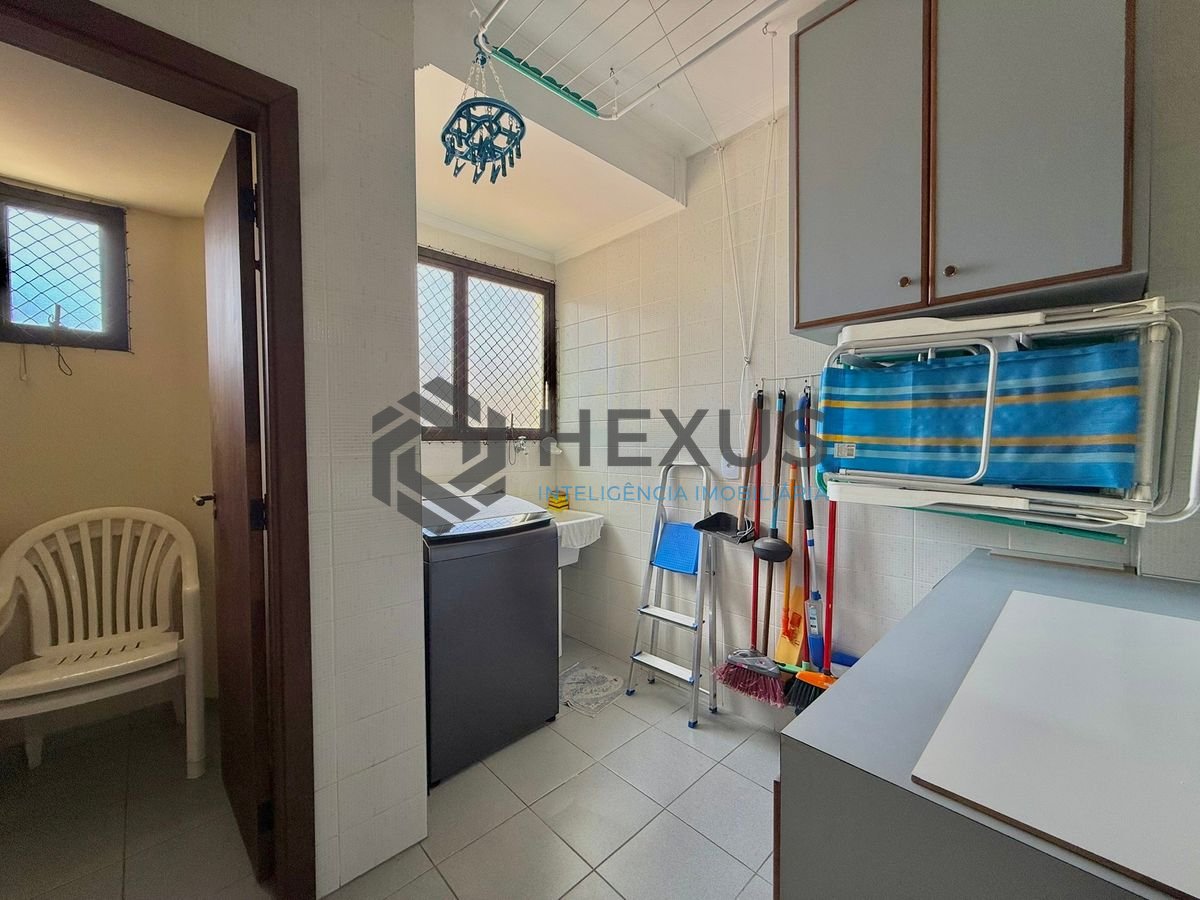 Foto 27 de Apartamento com varanda e lazer a 400m da praia na Brunela na Enseada, Guarujá