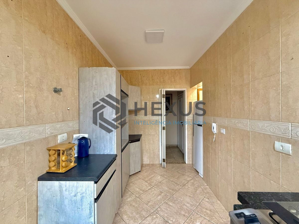 Foto 20 de Apartamento reformado com varanda e lazer a 350m da praia no Tejereba na Enseada, Guarujá