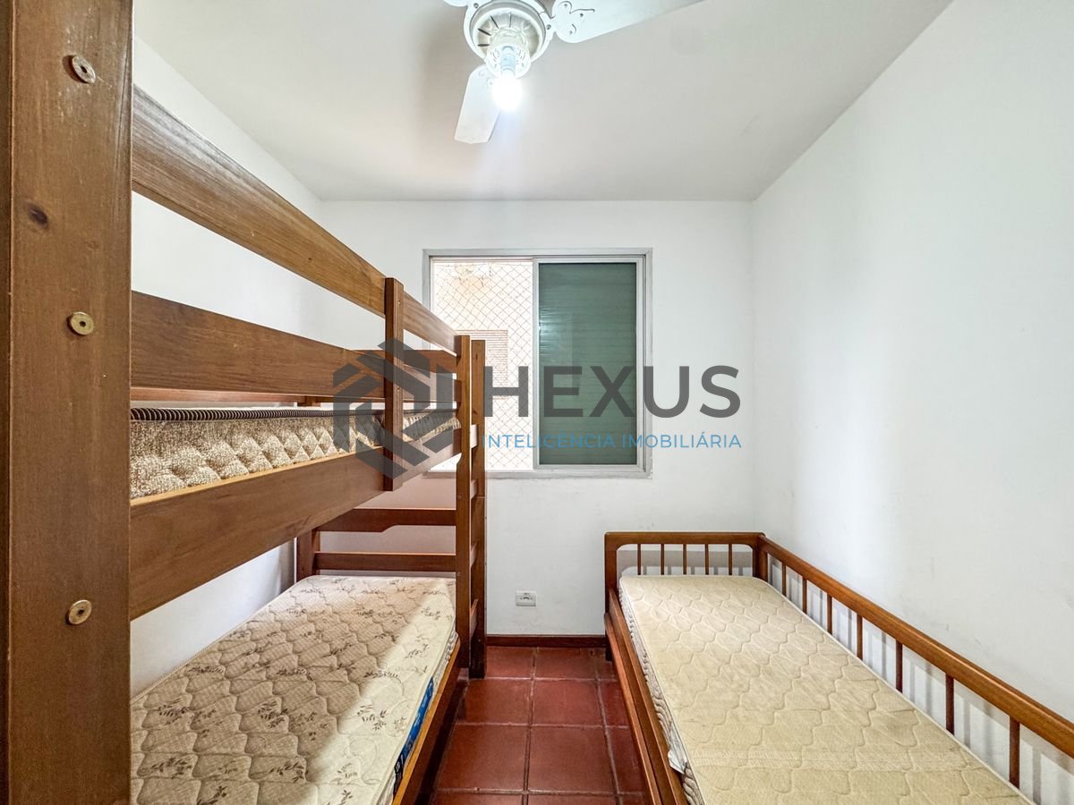 Foto 18 de Apartamento com varanda vista mar nas Pitangueiras, Guarujá