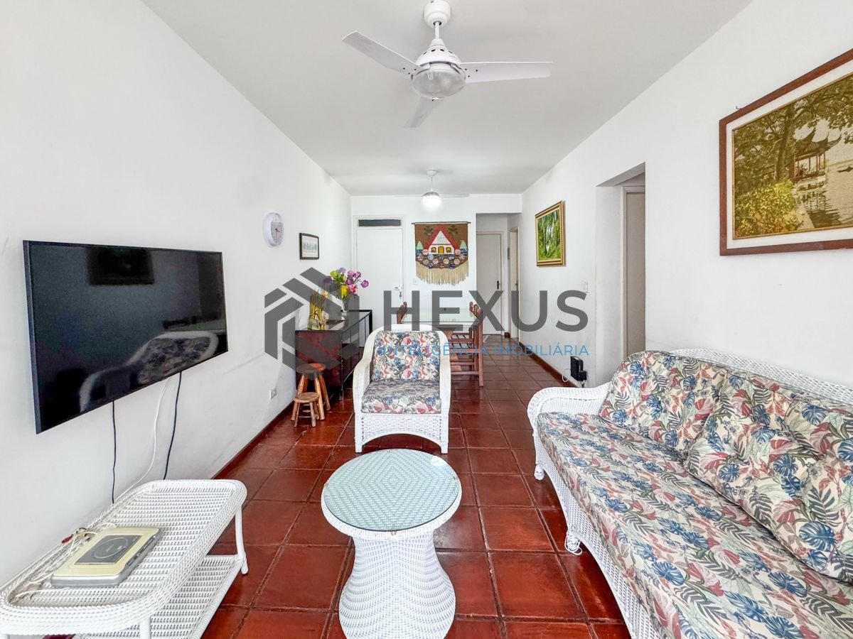Foto 4 de Apartamento com varanda vista mar nas Pitangueiras, Guarujá