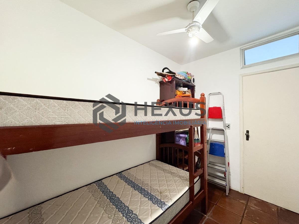 Foto 31 de Apartamento com varanda vista mar nas Pitangueiras, Guarujá