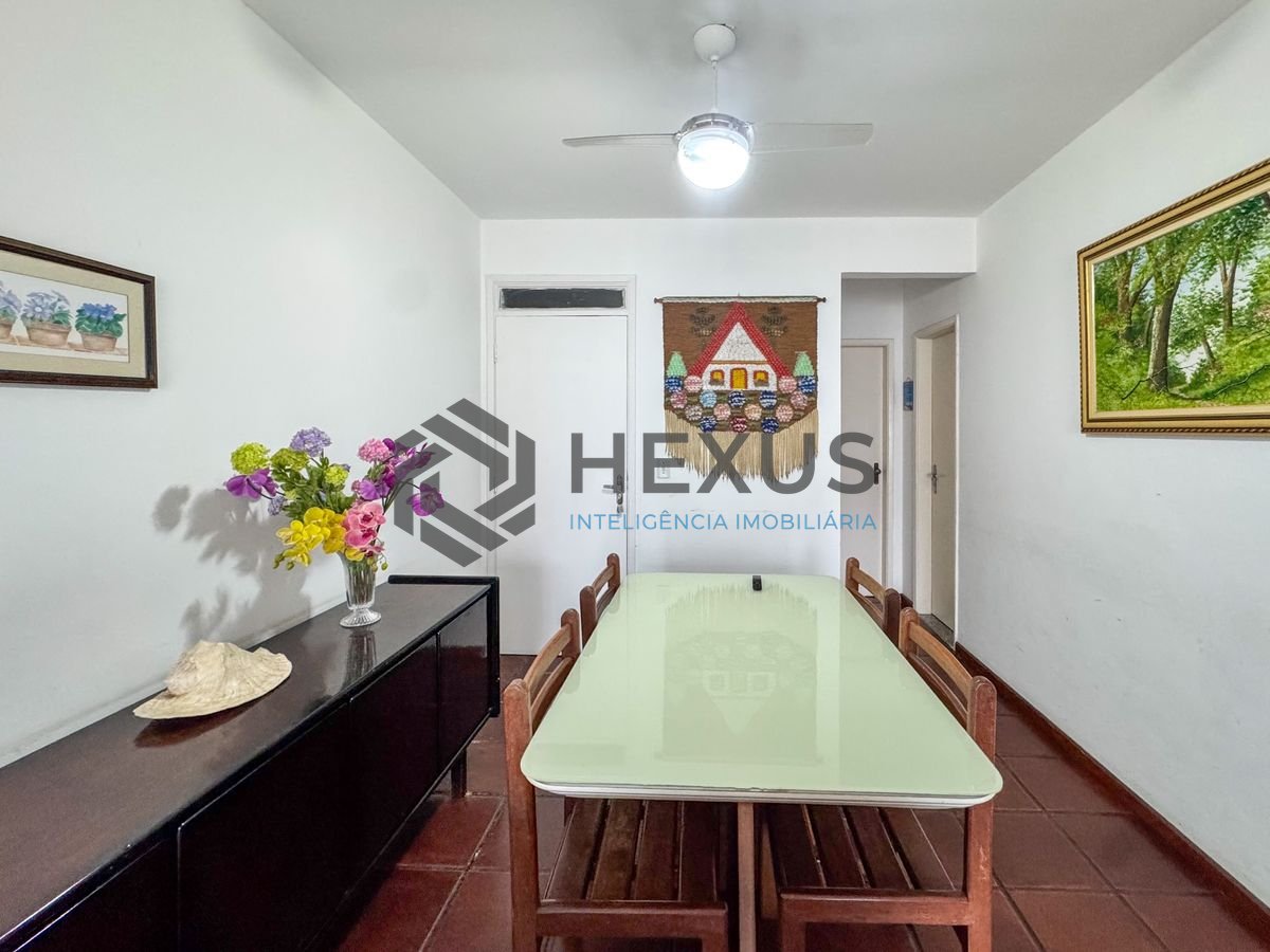 Foto 5 de Apartamento com varanda vista mar nas Pitangueiras, Guarujá