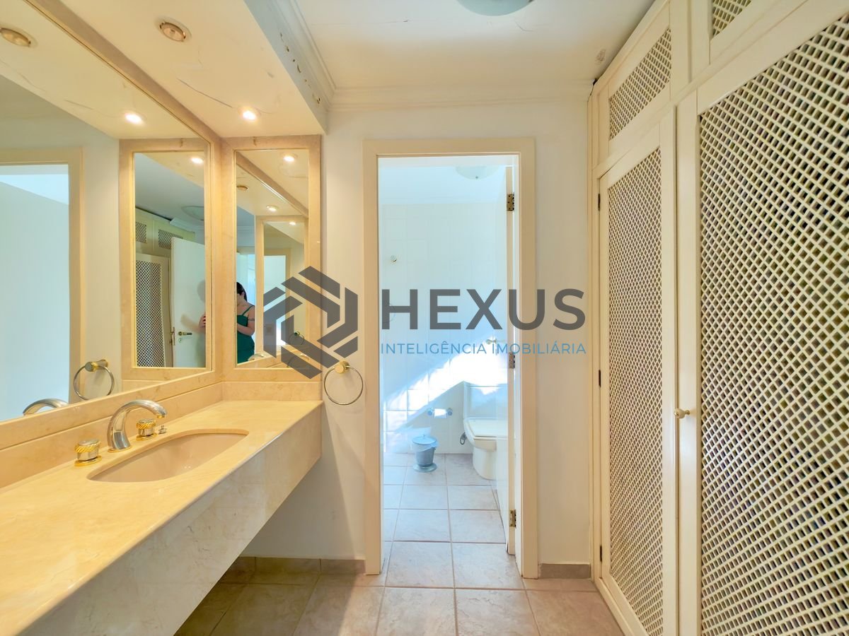 Foto 40 de Mansão de alto padrão com piscina e área gourmet no Jardim Acapulco, Guarujá