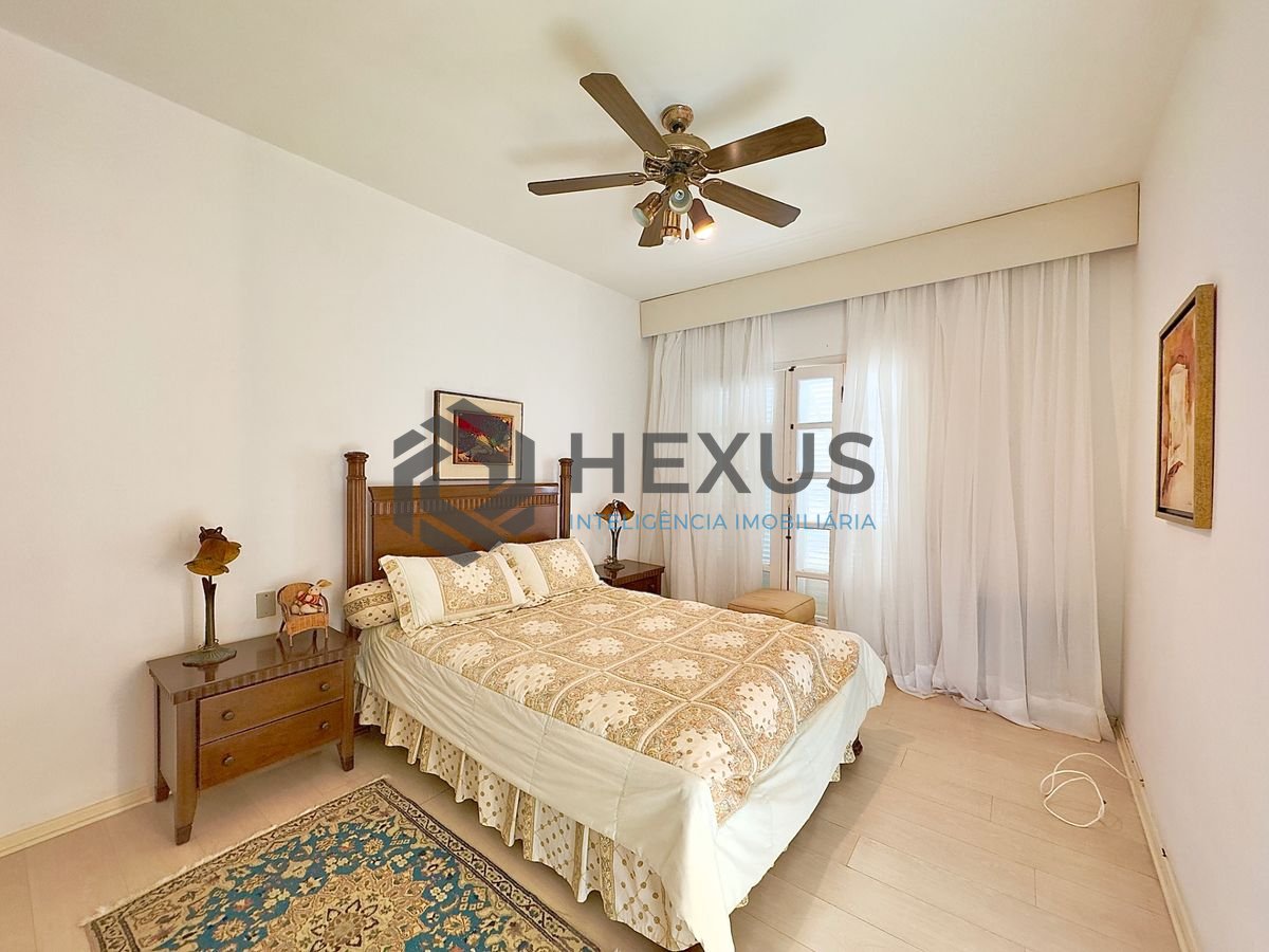 Foto 55 de Mansão de alto padrão com piscina e área gourmet no Jardim Acapulco, Guarujá