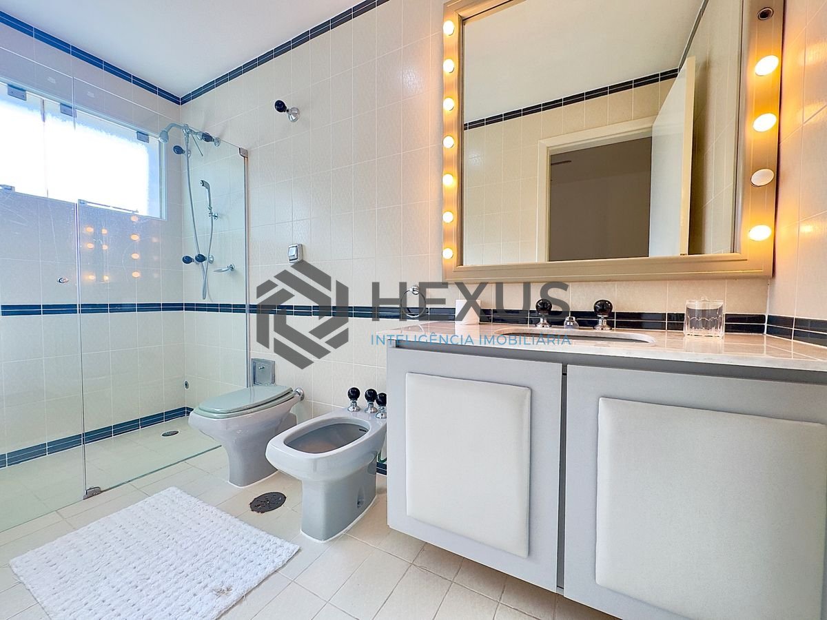 Foto 59 de Mansão de alto padrão com piscina e área gourmet no Jardim Acapulco, Guarujá