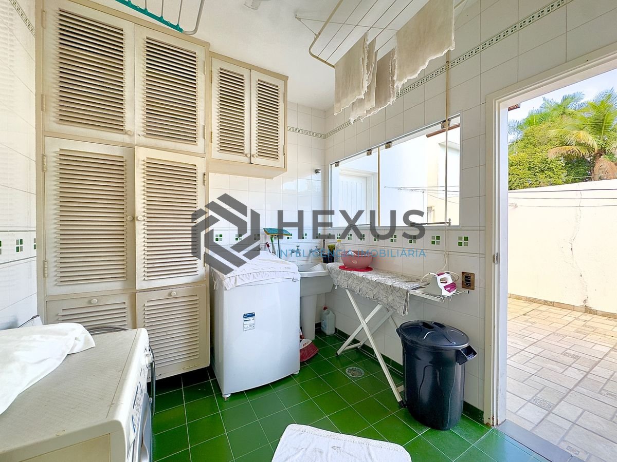 Foto 72 de Mansão de alto padrão com piscina e área gourmet no Jardim Acapulco, Guarujá