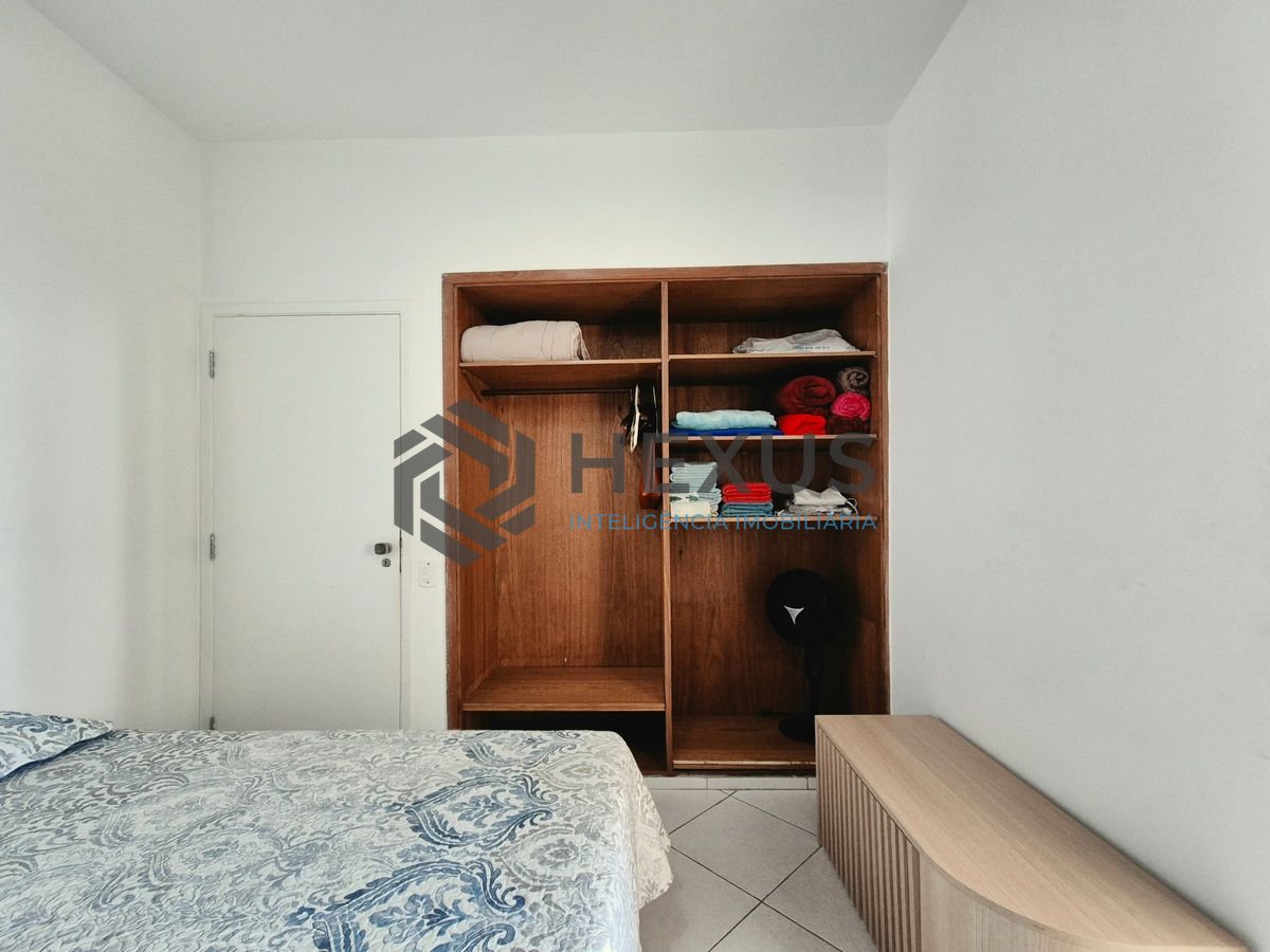 Foto 15 de Apartamento frente mar com varanda e lazer no Jardim Astúrias, Guarujá