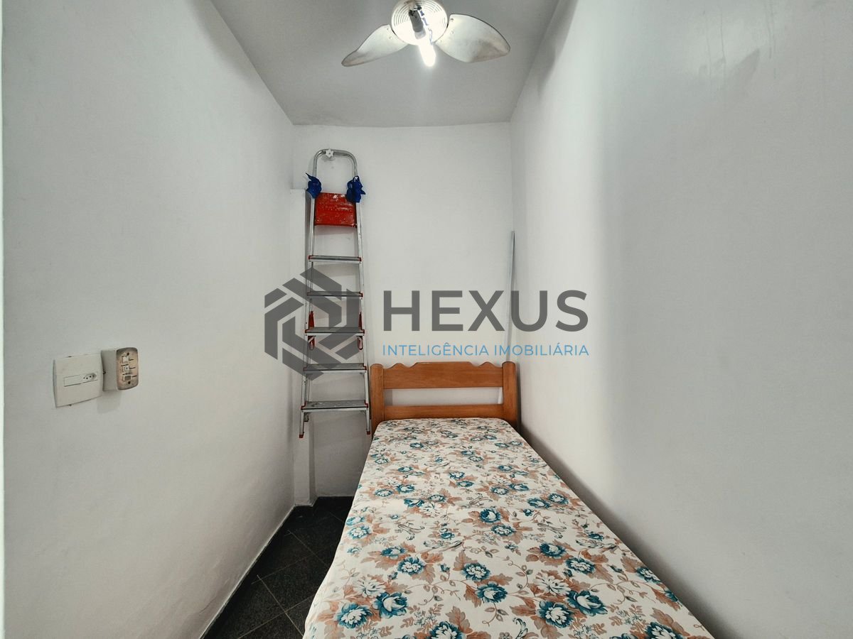 Foto 25 de Apartamento reformado com varanda a 1 quadra da praia nas Pitangueiras, Guarujá