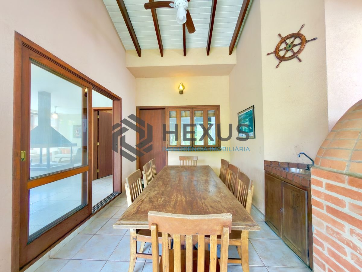 Foto 10 de Casa de alto padrão à venda no Jardim Acapulco, Guarujá