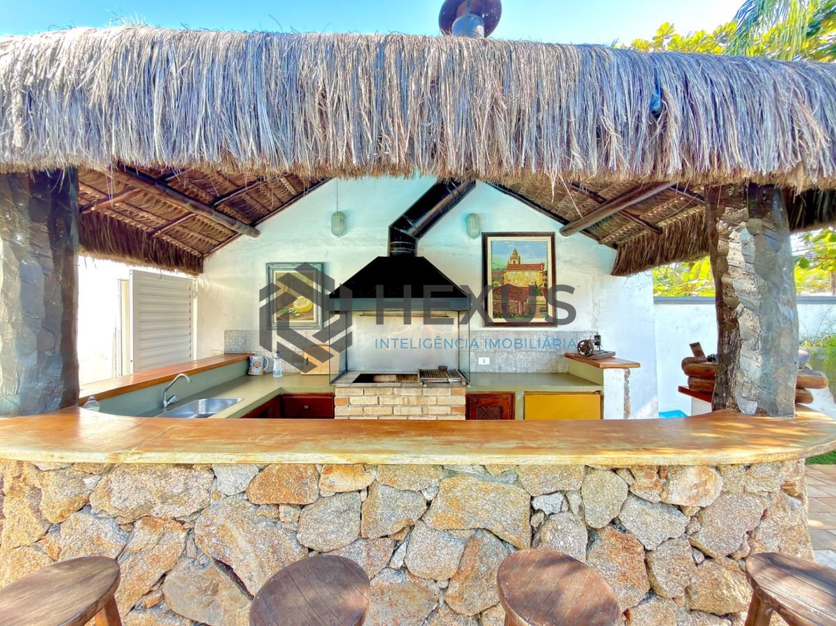Foto 9 de Casa de alto padrão com piscina e área gourmet no Jardim Acapulco, Guarujá