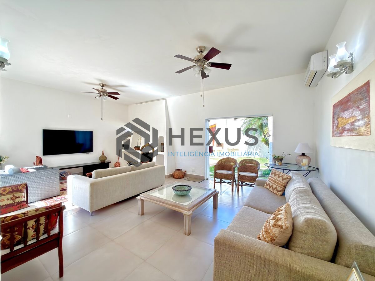 Foto 4 de Casa de alto padrão com piscina e área gourmet no Jardim Acapulco, Guarujá