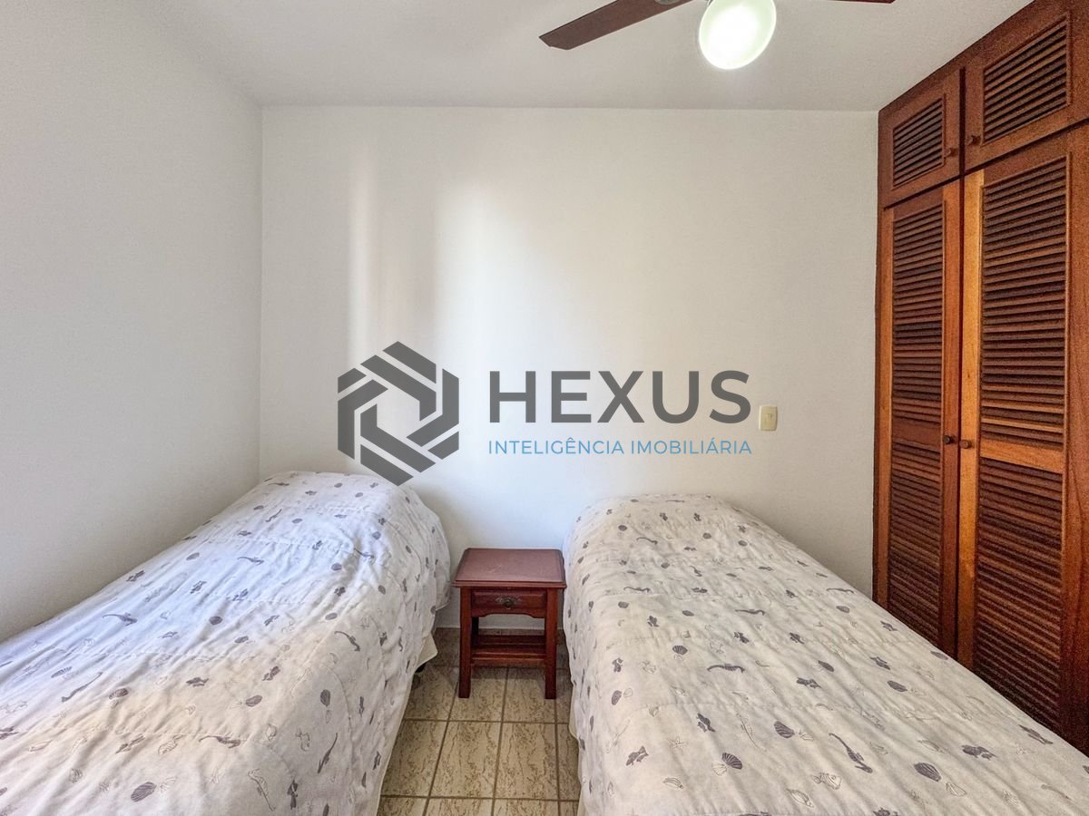 Foto 13 de Apartamento com varanda e lazer a 1 quadra da praia no Jardim Astúrias, Guarujá