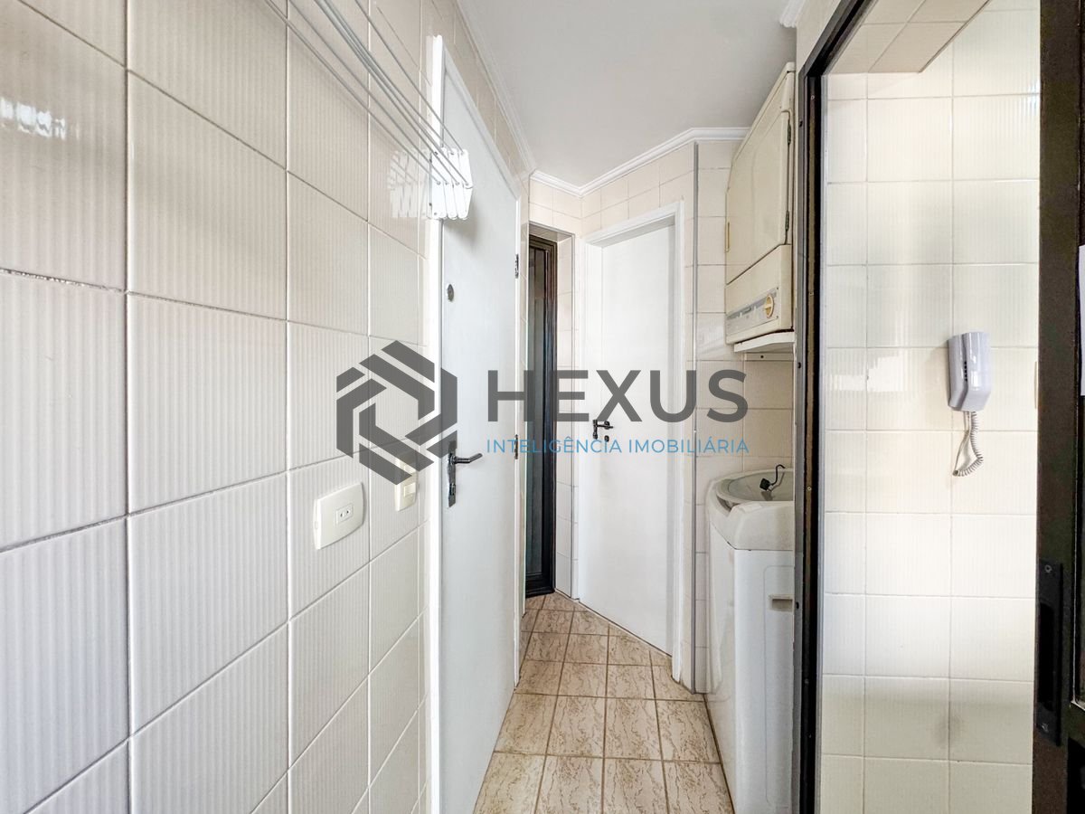 Foto 33 de Apartamento com varanda e lazer a 1 quadra da praia no Jardim Astúrias, Guarujá