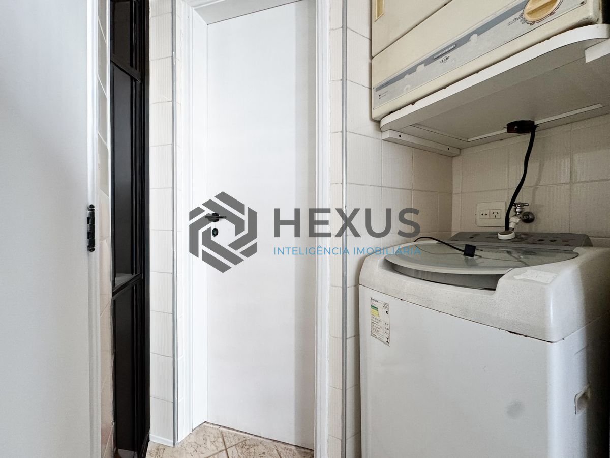 Foto 32 de Apartamento com varanda e lazer a 1 quadra da praia no Jardim Astúrias, Guarujá