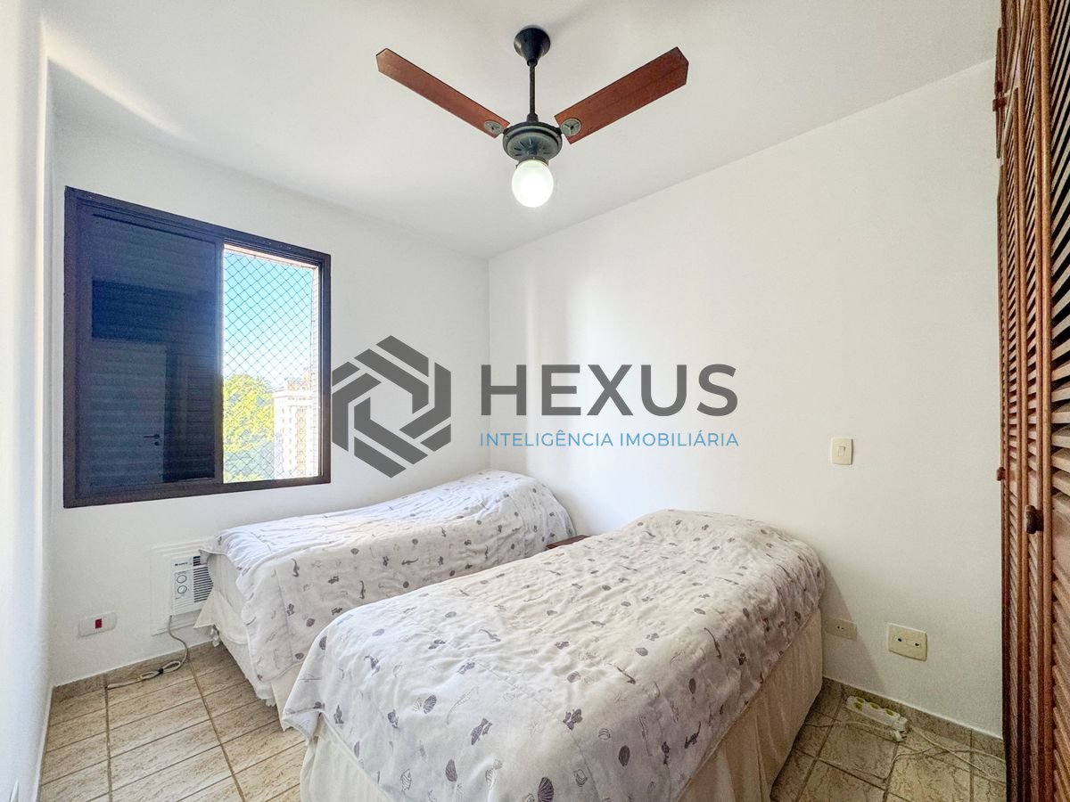 Foto 11 de Apartamento com varanda e lazer a 1 quadra da praia no Jardim Astúrias, Guarujá