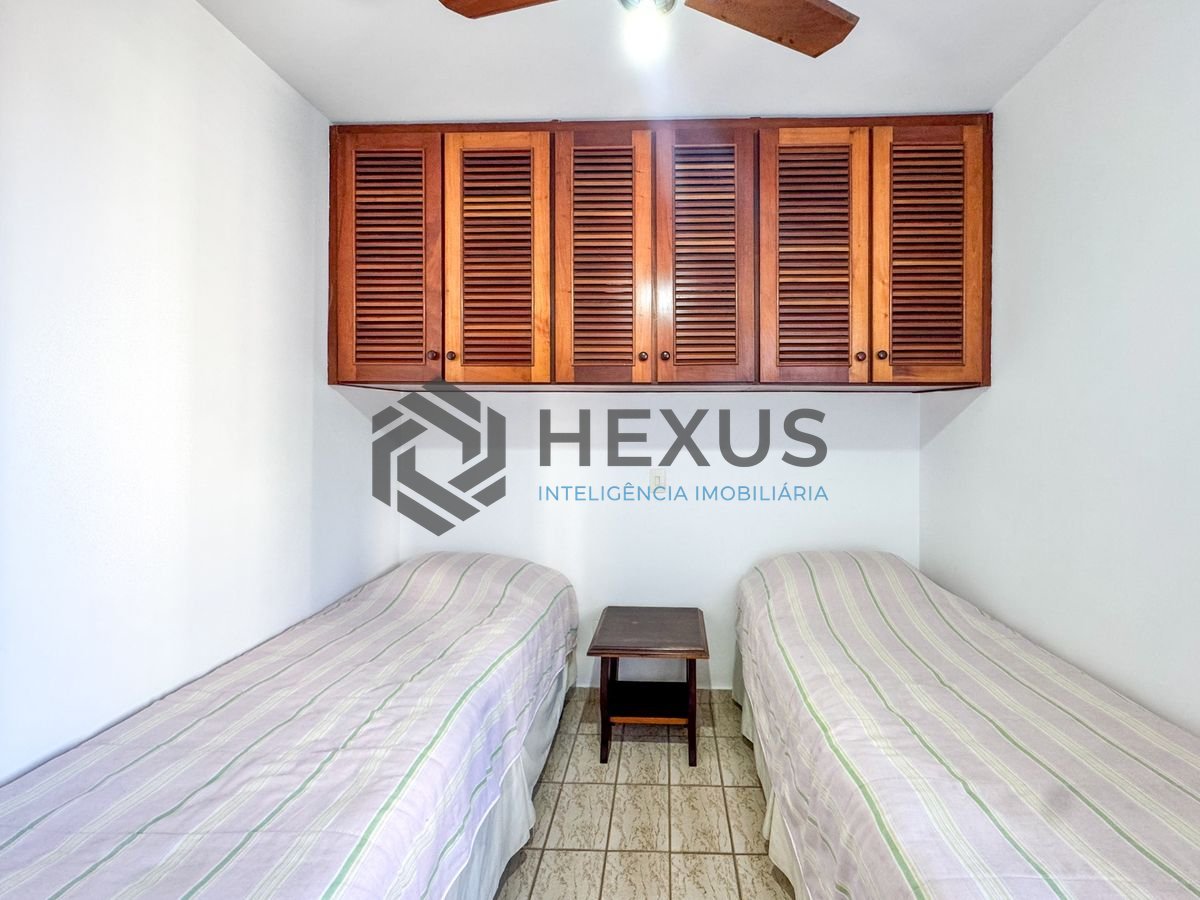 Foto 16 de Apartamento com varanda e lazer a 1 quadra da praia no Jardim Astúrias, Guarujá