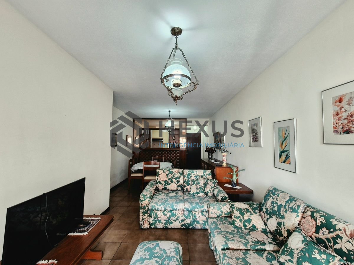 Foto 7 de Apartamento com varanda e lazer a 200m da praia nas Pitangueiras, Guarujá