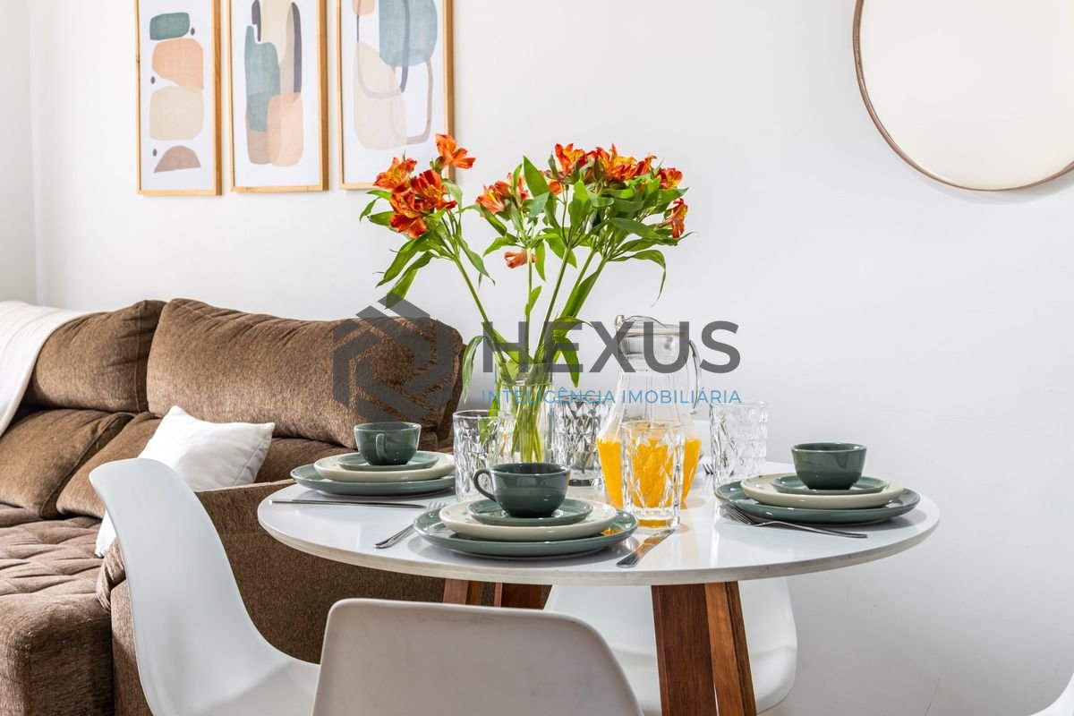 Foto 4 de Apartamento totalmente reformado a 300 metros da Praia das Pitangueiras, Guarujá