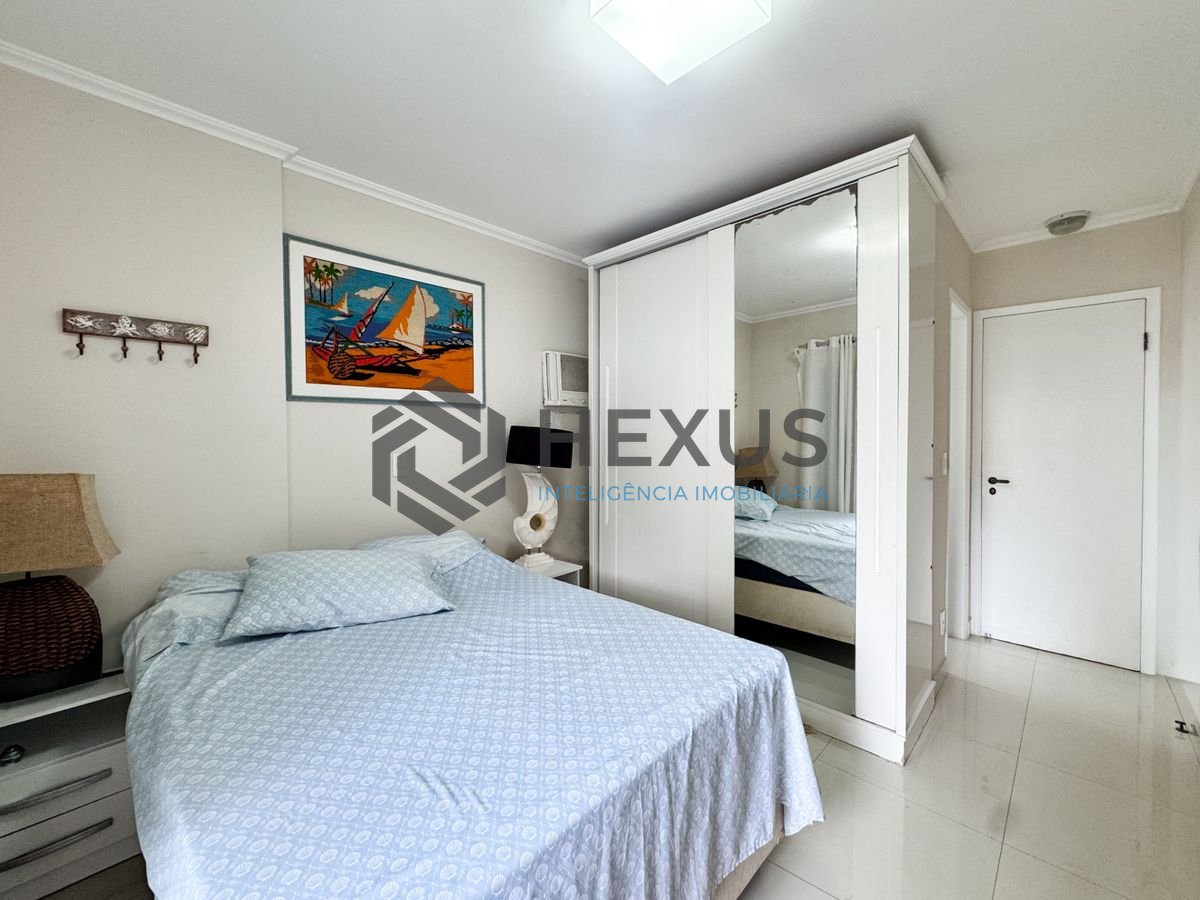 Foto 15 de Apartamento reformado com varanda e lazer no Jardim Astúrias, Guarujá