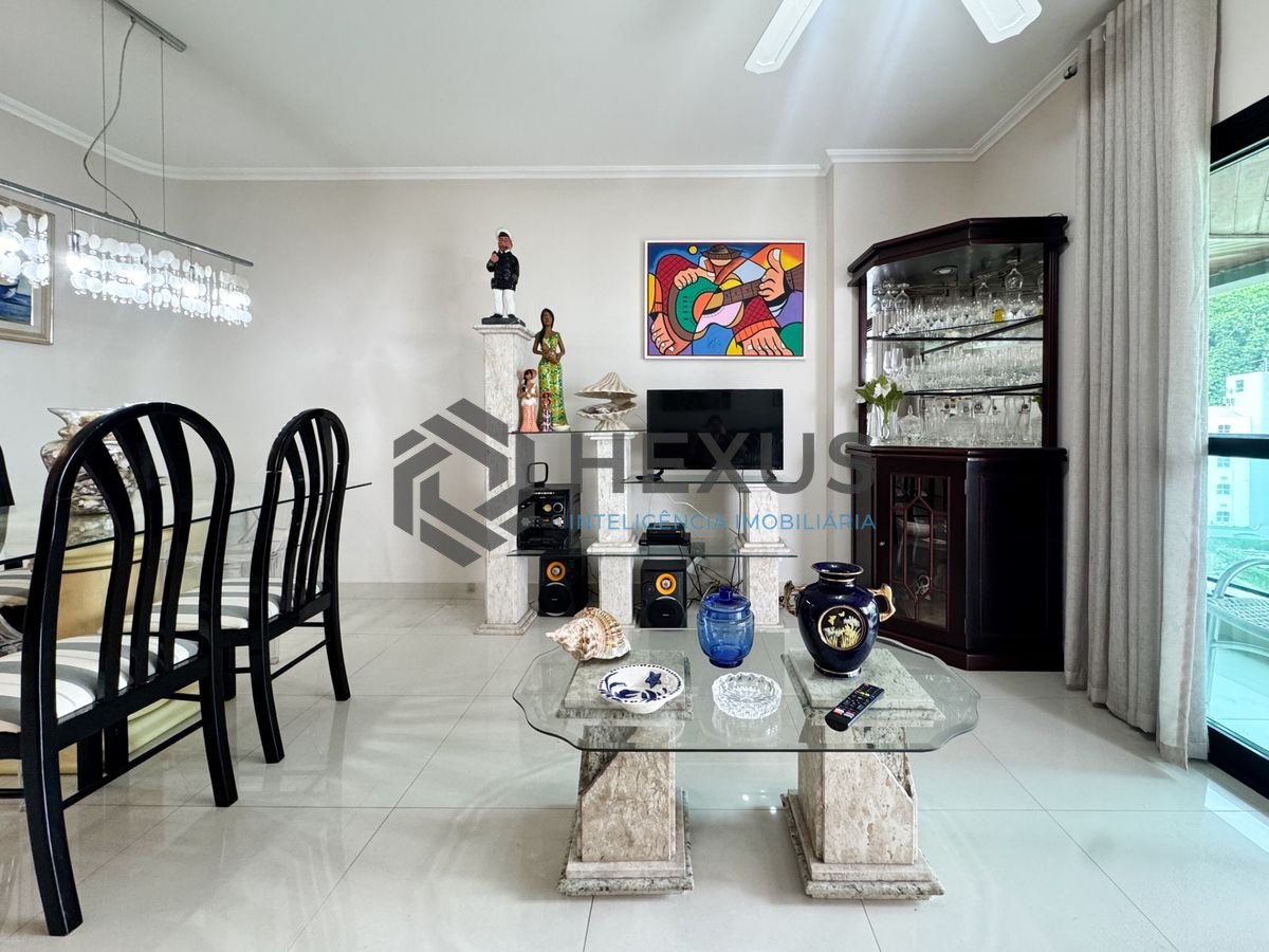 Foto 7 de Apartamento reformado com varanda e lazer no Jardim Astúrias, Guarujá