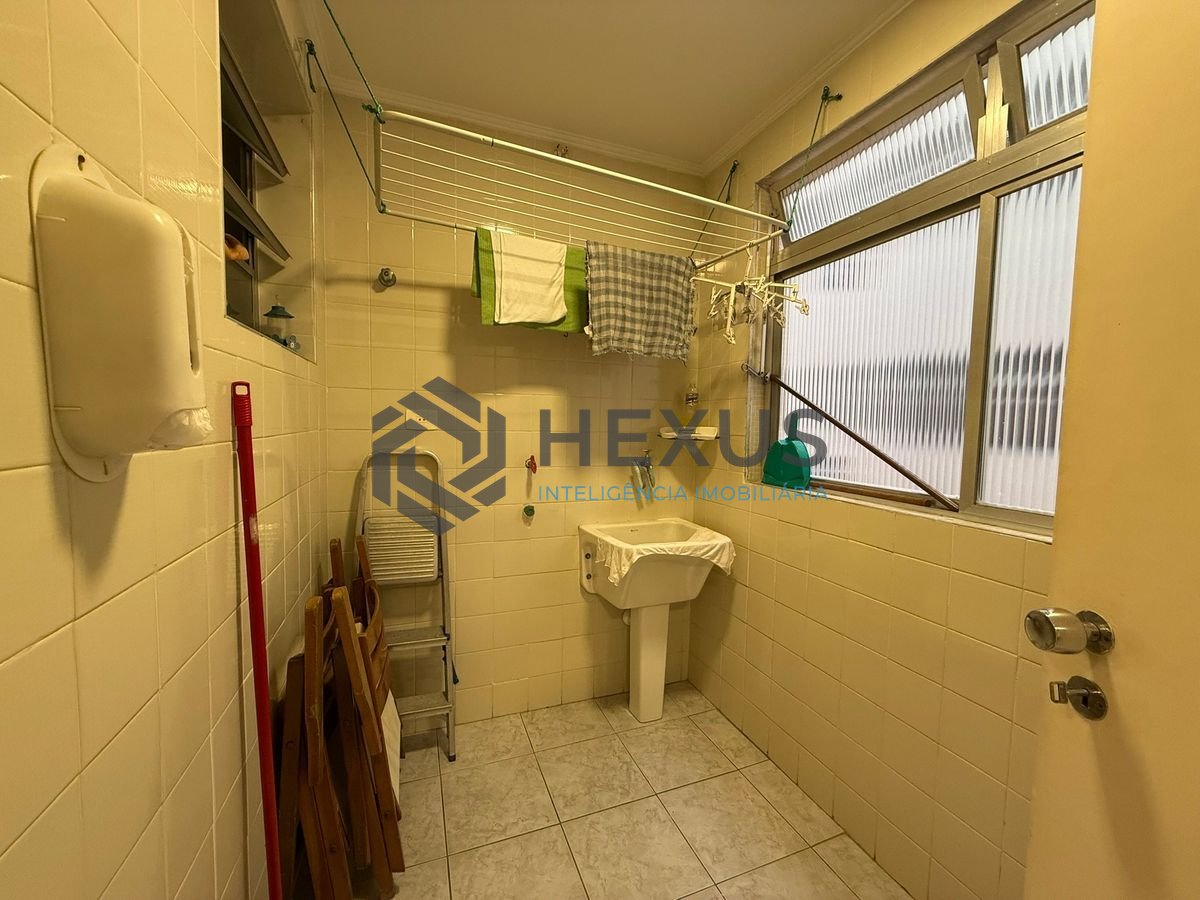 Foto 24 de Apartamento com varanda e lazer a 200m da praia na região do Acqua Mundo na Enseada, Guarujá