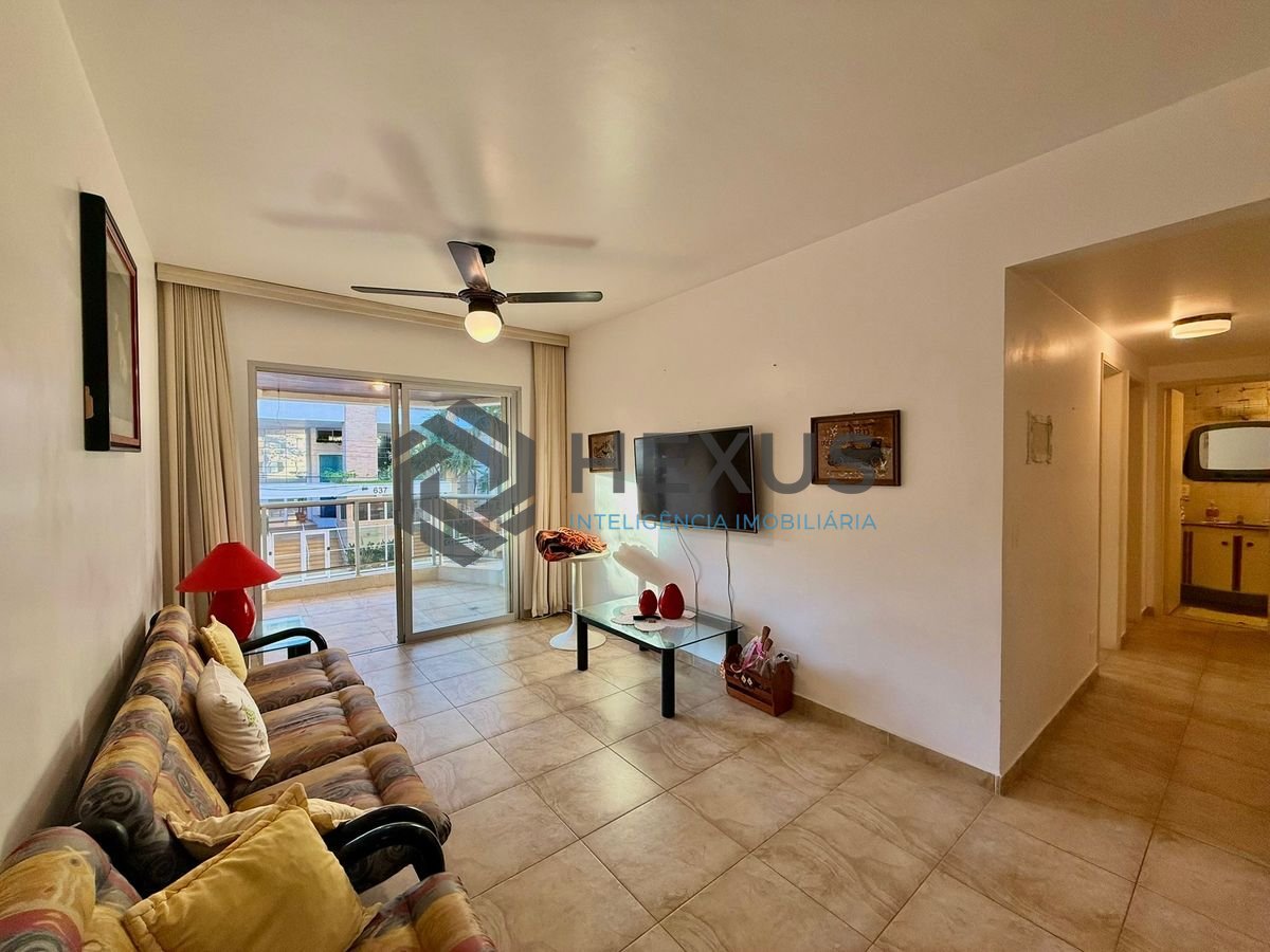 Foto 9 de Apartamento com varanda e lazer a 200m da praia na região do Acqua Mundo na Enseada, Guarujá