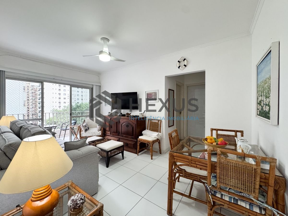 Foto 5 de Apartamento reformado com varanda e lazer a 300m da praia na região da Barra Funda nas Pitangueiras, Guarujá