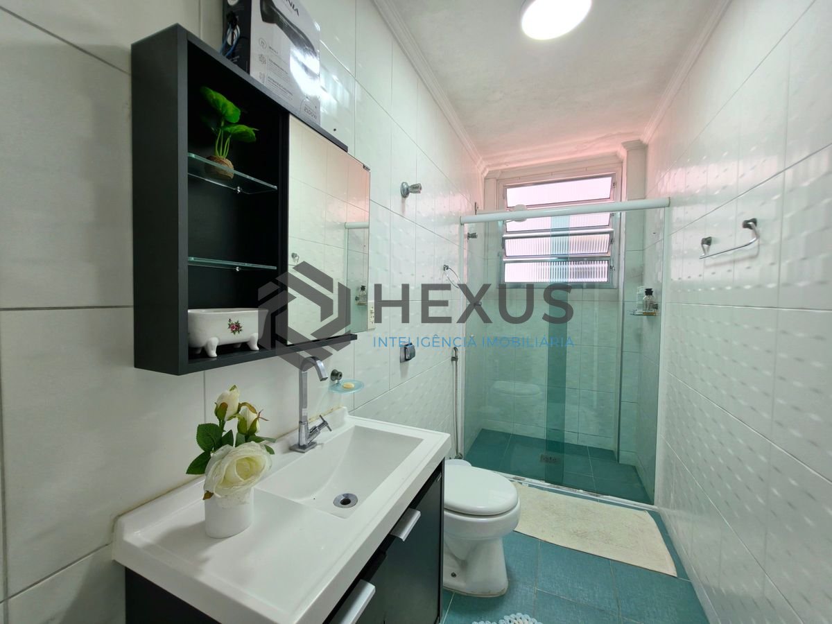 Foto 10 de Apartamento a 2 quadras da praia na região da Barra Funda nas Pitangueiras, Guarujá