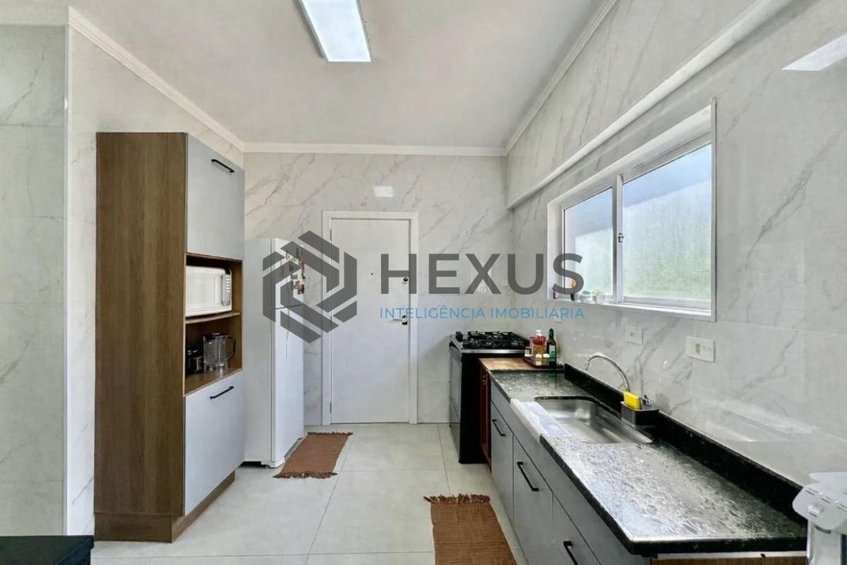 Foto 14 de Apartamento com varanda vista mar e lazer na região da Barra Funda nas Pitangueiras, Guarujá