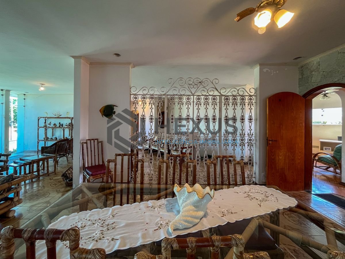 Foto 19 de Casa ampla 100 mts da praia, na Praia da Enseada à venda, Guarujá, SP