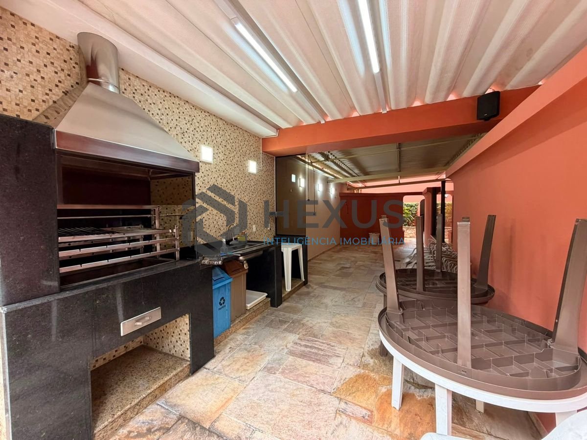 Foto 32 de Apartamento reformado com varanda e lazer a 400m da praia na região da Barra Funda nas Pitangueiras, Guarujá