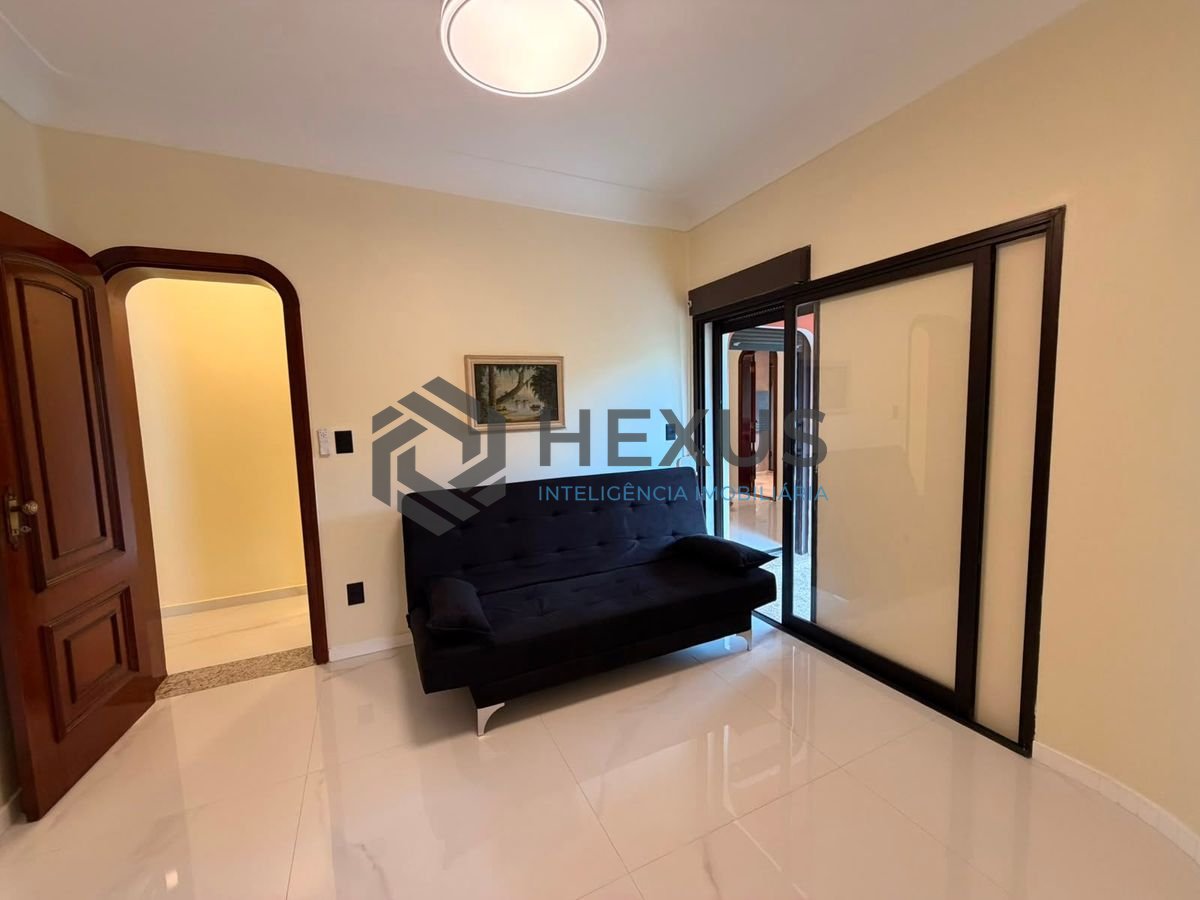 Foto 20 de Apartamento reformado com varanda e lazer a 400m da praia na região da Barra Funda nas Pitangueiras, Guarujá