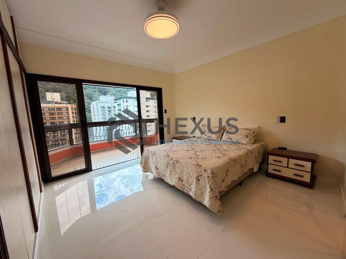 Foto 14 de Apartamento reformado com varanda e lazer a 400m da praia na região da Barra Funda nas Pitangueiras, Guarujá