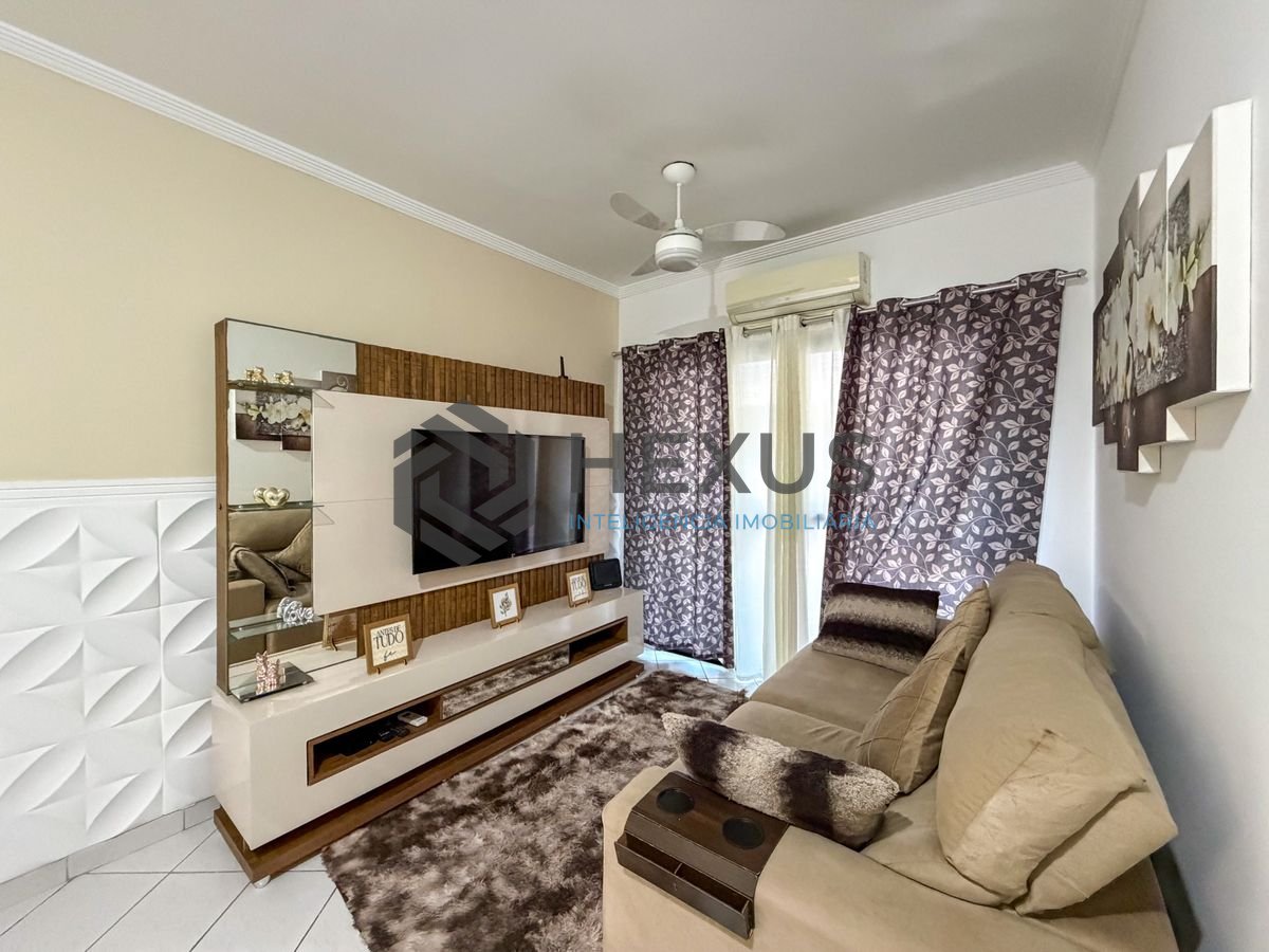Foto 5 de Apartamento com varanda e lazer a 400m da praia no Jardim Astúrias, Guarujá