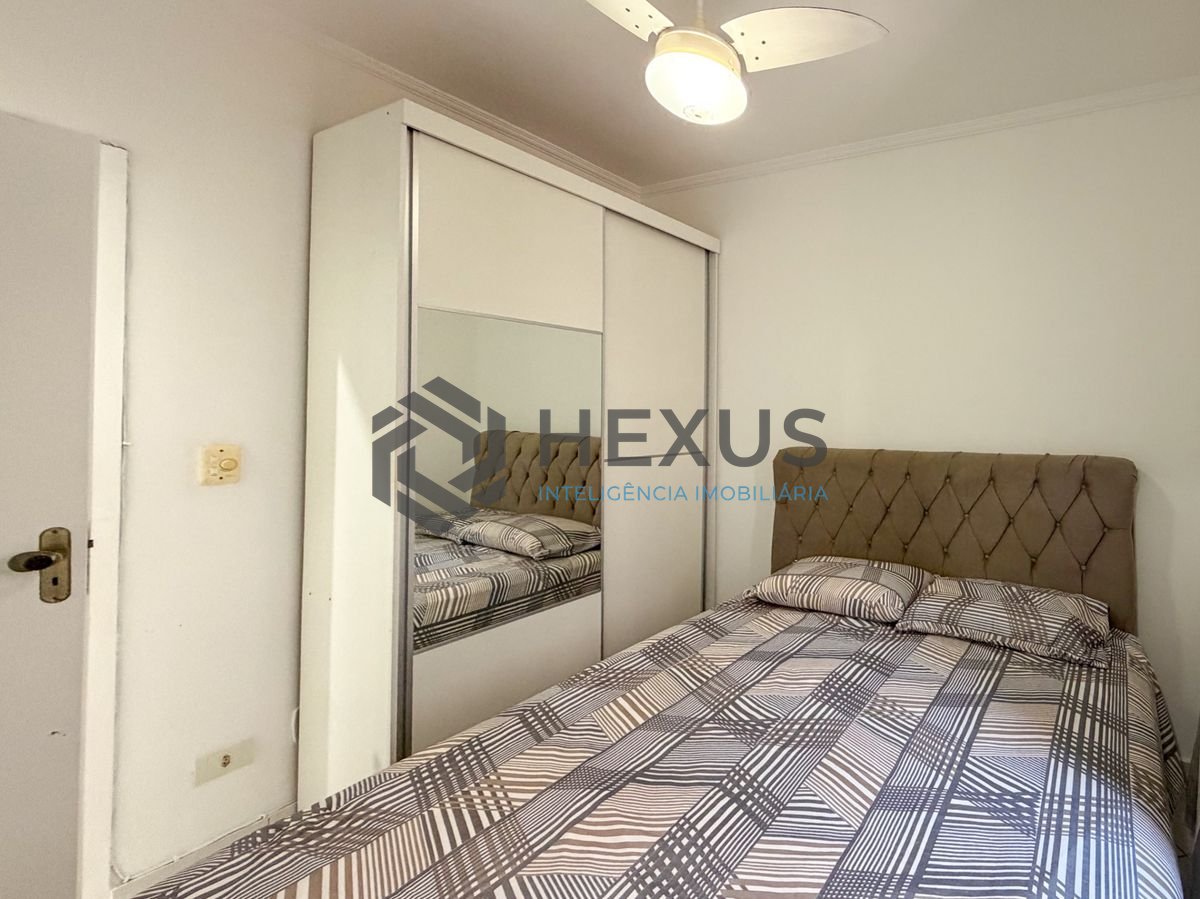 Foto 11 de Apartamento com varanda e lazer a 400m da praia no Jardim Astúrias, Guarujá