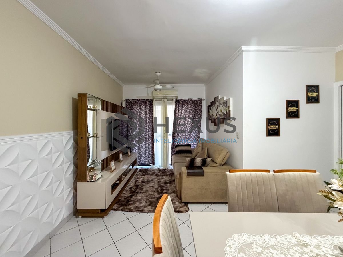 Foto 4 de Apartamento com varanda e lazer a 400m da praia no Jardim Astúrias, Guarujá