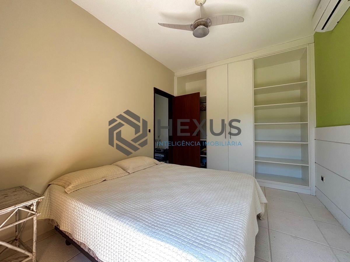 Foto 34 de Casa reformada com piscina e área gourmet no Jardim Acapulco, Guarujá