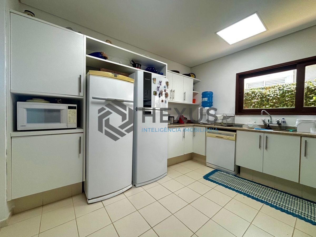 Foto 68 de Casa reformada com piscina e área gourmet no Jardim Acapulco, Guarujá