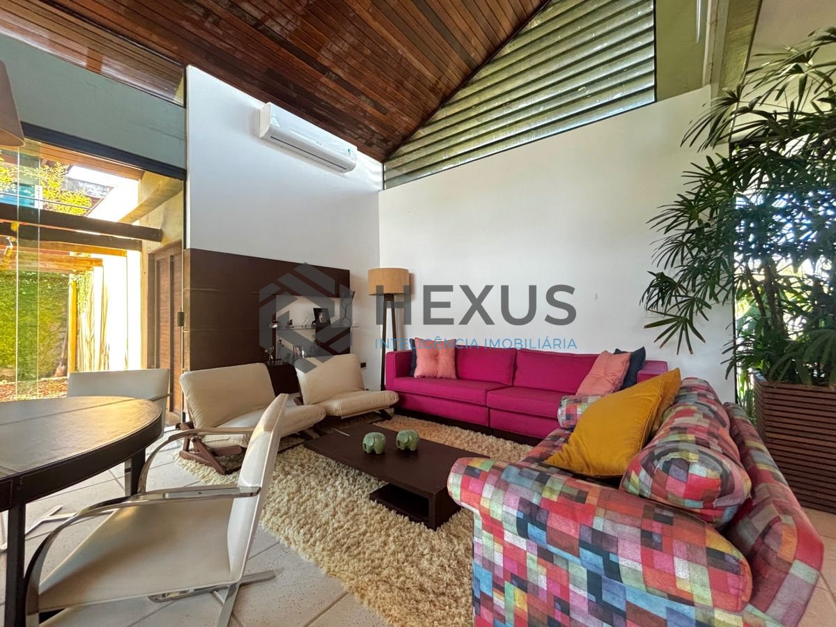 Foto 20 de Casa reformada com piscina e área gourmet no Jardim Acapulco, Guarujá