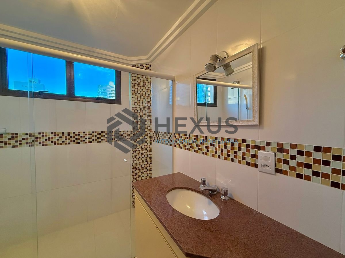 Foto 25 de Apartamento à Venda na Praia da Enseada - Guarujá -SP