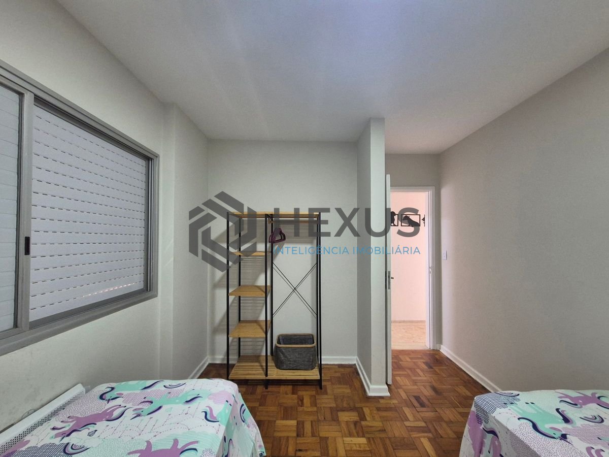 Foto 18 de Apartamento com varanda e lazer nas Pitangueiras, Guarujá